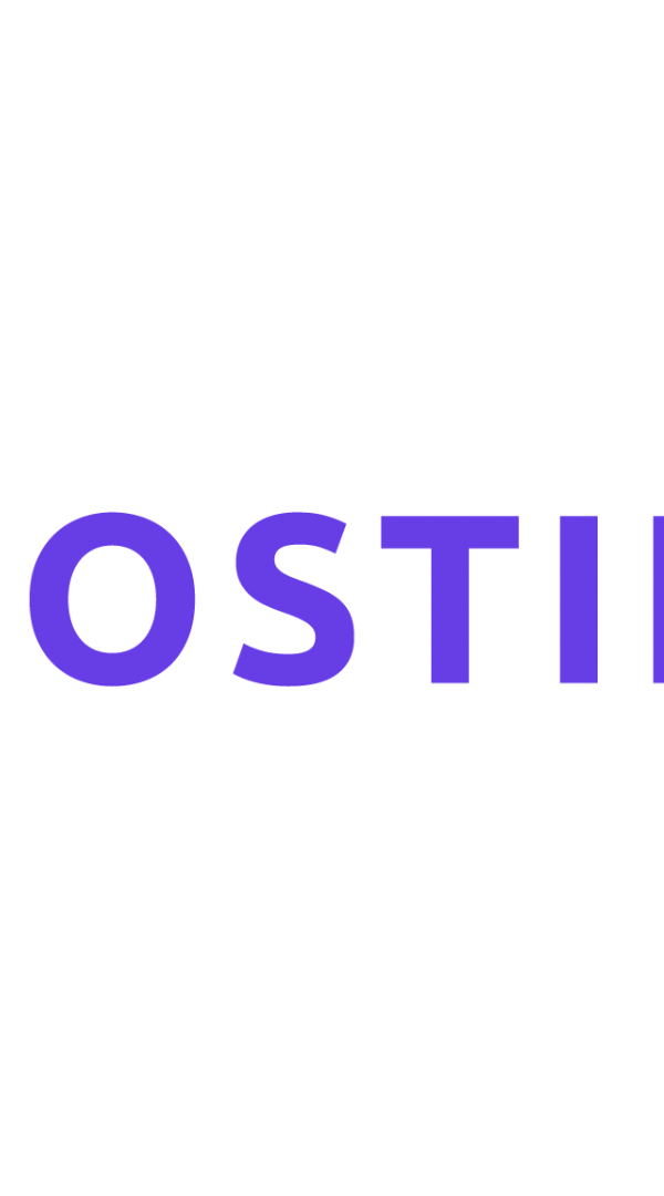 Interface du panneau de contrôle hPanel de Hostinger sur un ordinateur portable, illustrant la simplicité d'utilisation pour les entrepreneurs et PME, un point clé de notre avis Hostinger PME.